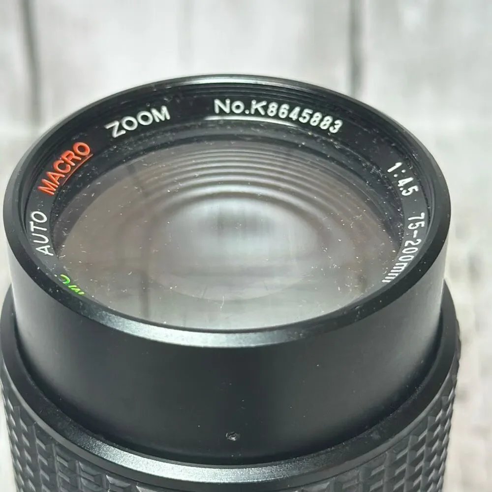 Toyo Optics Auto Macro Zoom‎ Lens 1:45 75-200mm No. K8645883